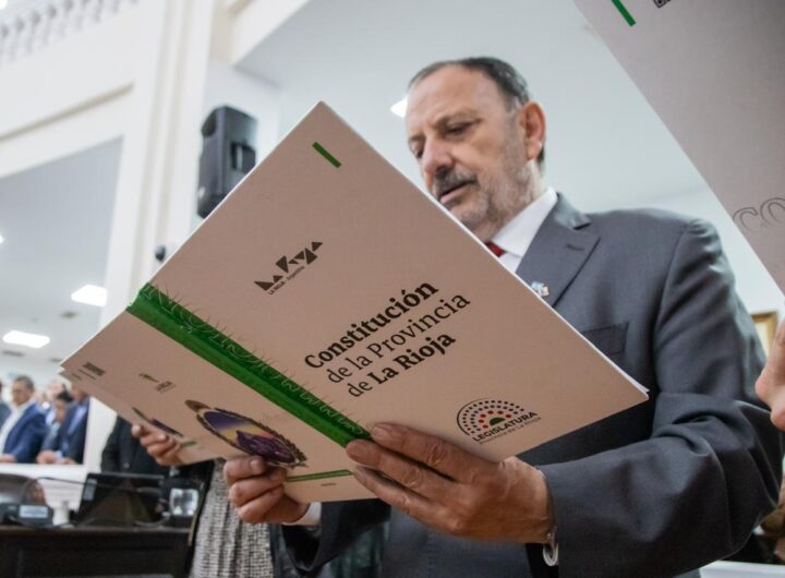 La Rioja Adopta Nueva Constitución: Avances y Cambios Claves