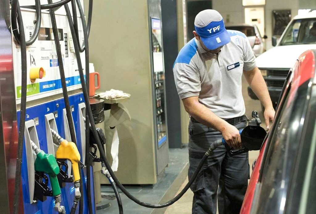 cargar nafta en La Rioja